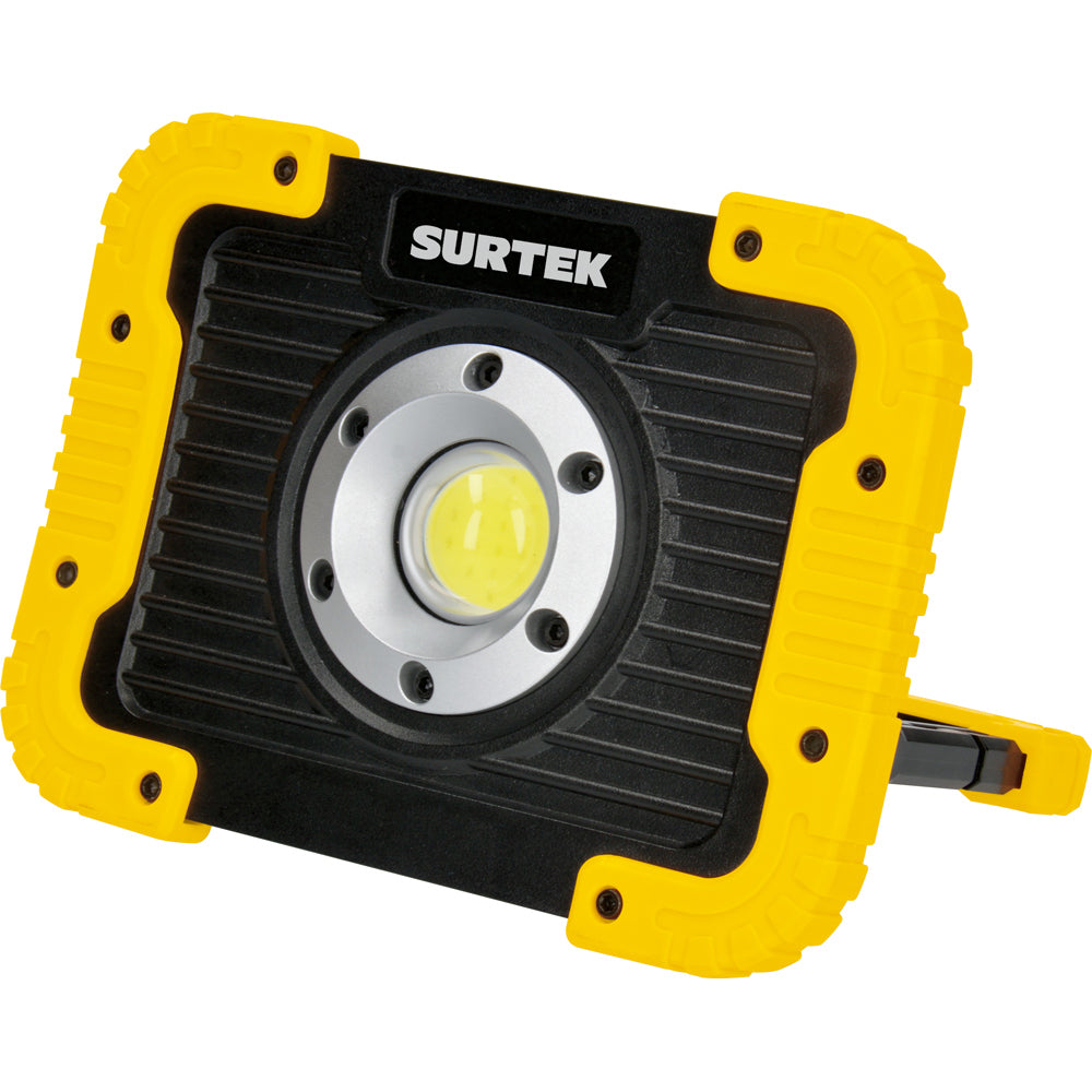 Reflector LED recargable 900 lm Surtek freeshipping - Casco de Oro Ferreterías